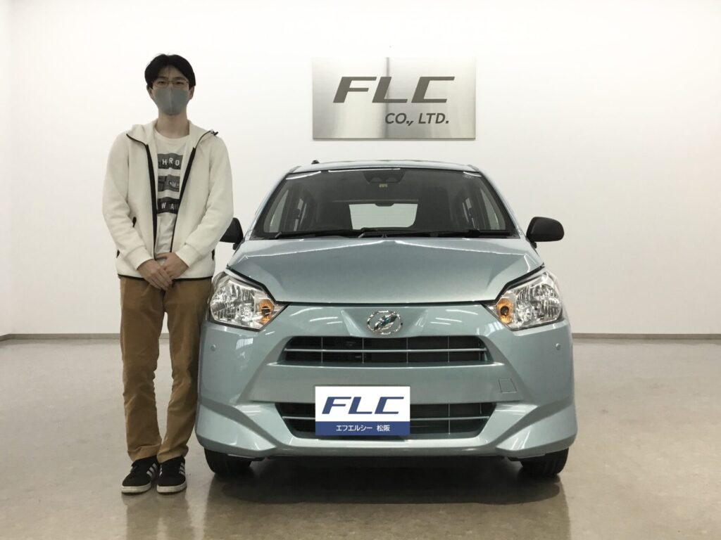 イース